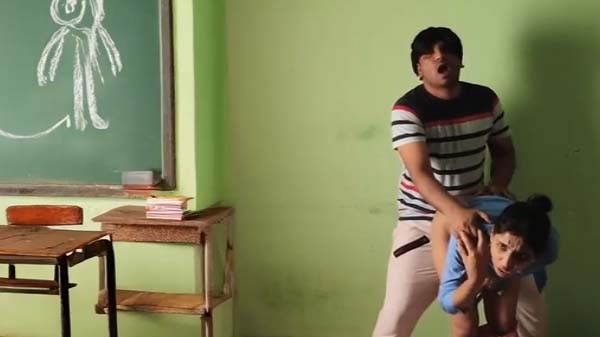 Tuition class ke teacher ne student ko mast chudai diya