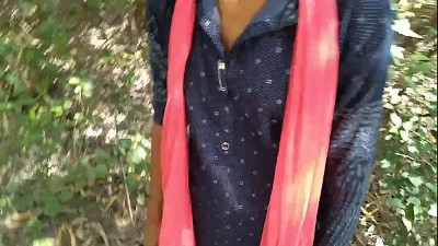 Juicy boobs wale girlfriend ko boobs dabate huye choda